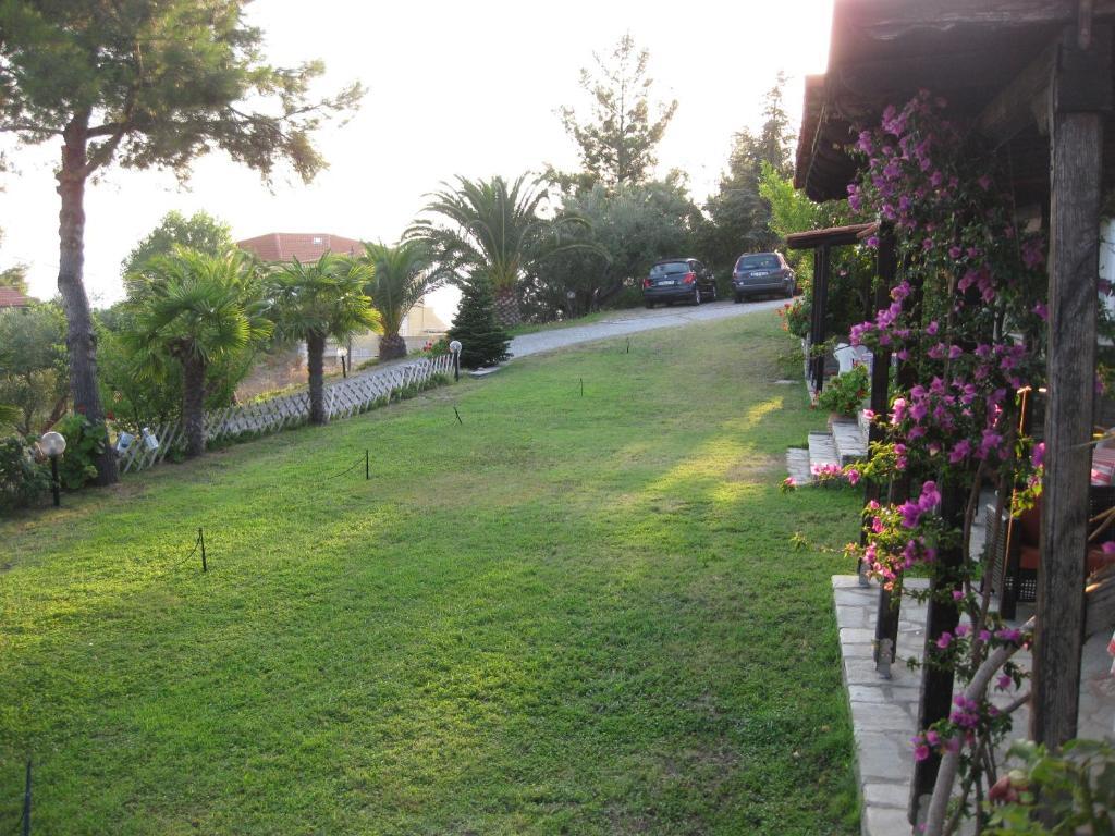 Helios Land Apartment Neos Marmaras Exterior photo