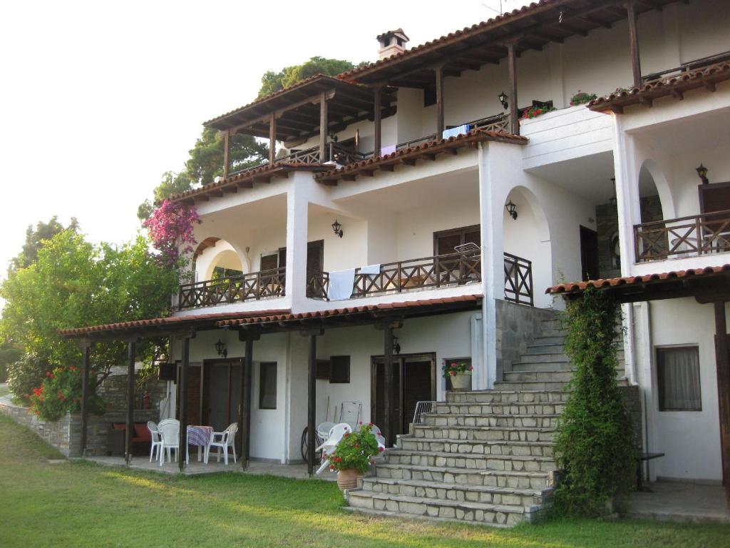 Helios Land Apartment Neos Marmaras Exterior photo